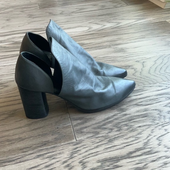 Bueno soft genuine leather ankle shoes size 38, US7.5 - Picture 2 of 14